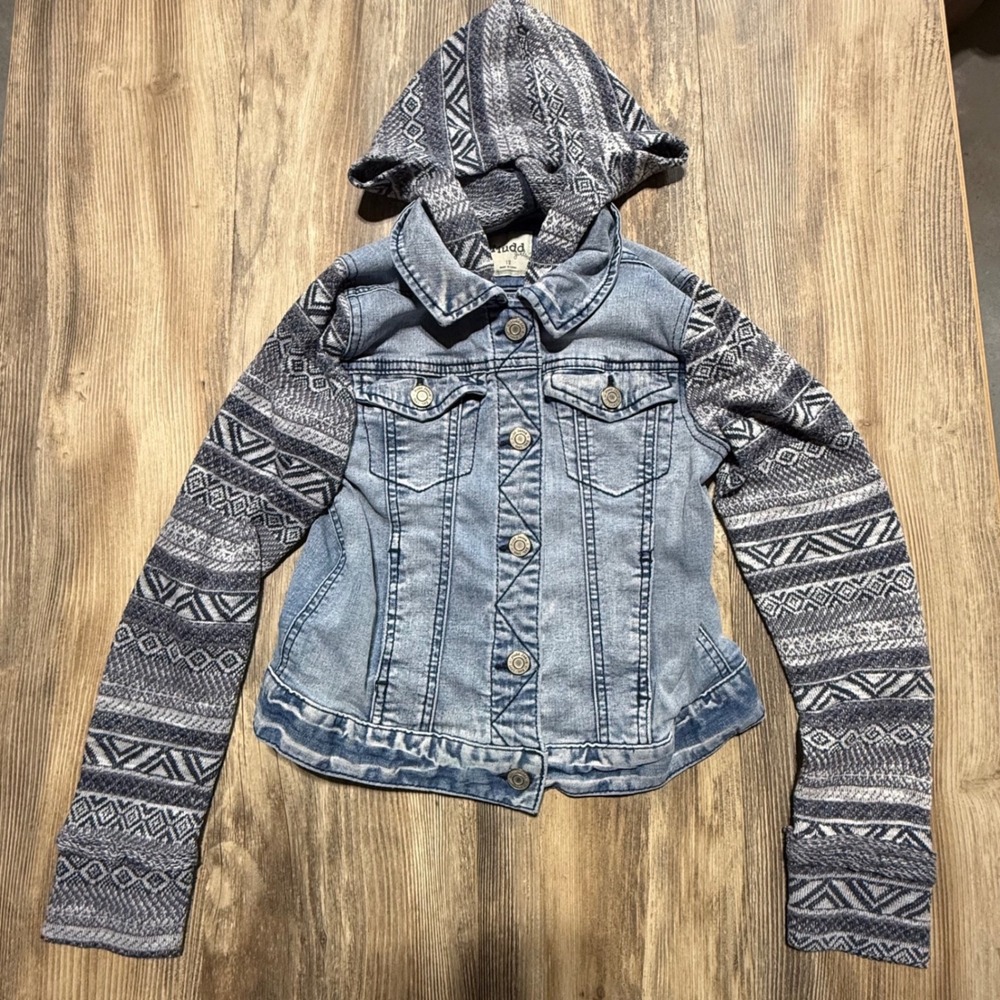 Mudd Girls Denim Jacket Size 12 Light Wash Tribal Print Knit Hooded Sleeves